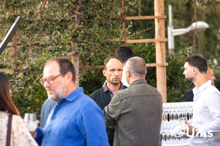 Hubert lors du Cocktail de rentrée de l'UNIS Marseille